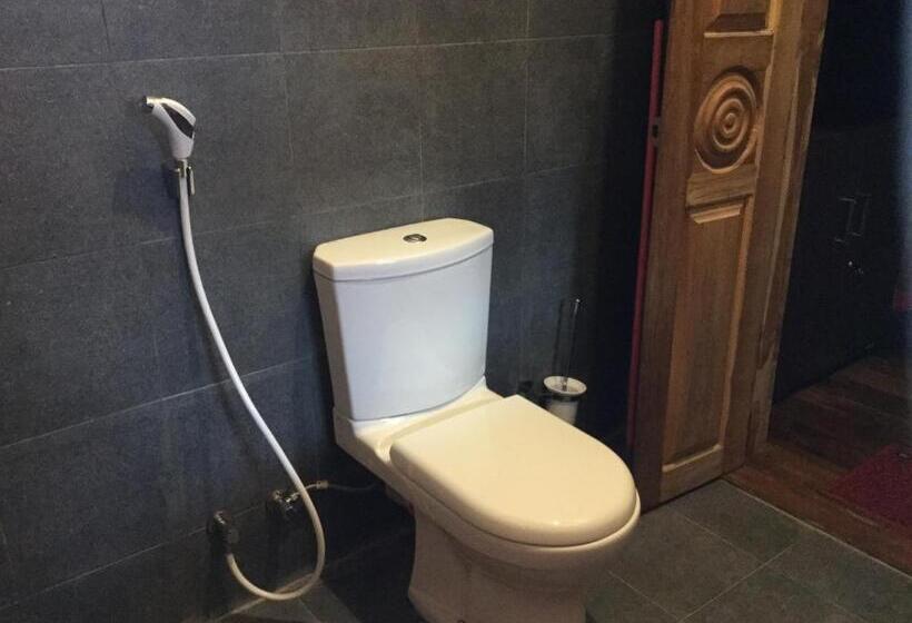 اتاق لوکس با بالکن, Tranquality Chalets