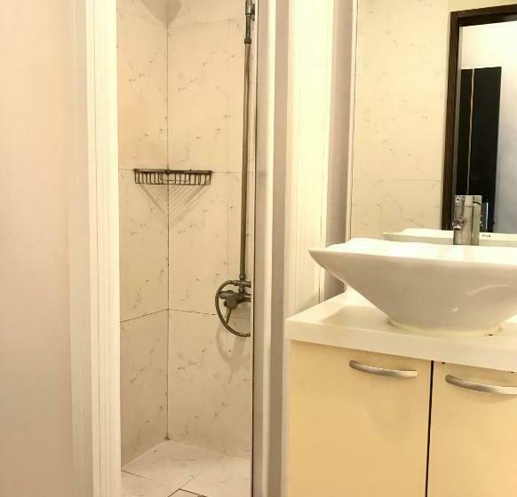 اتاق استاندارد با چشم‌انداز کوهستان, 墾丁ho Huan B & B