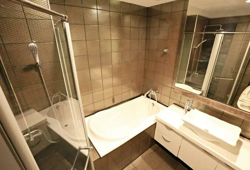 اتاق استاندارد با چشمانداز کوهستان, 墾丁合歡8宿 Ho Huan B & B