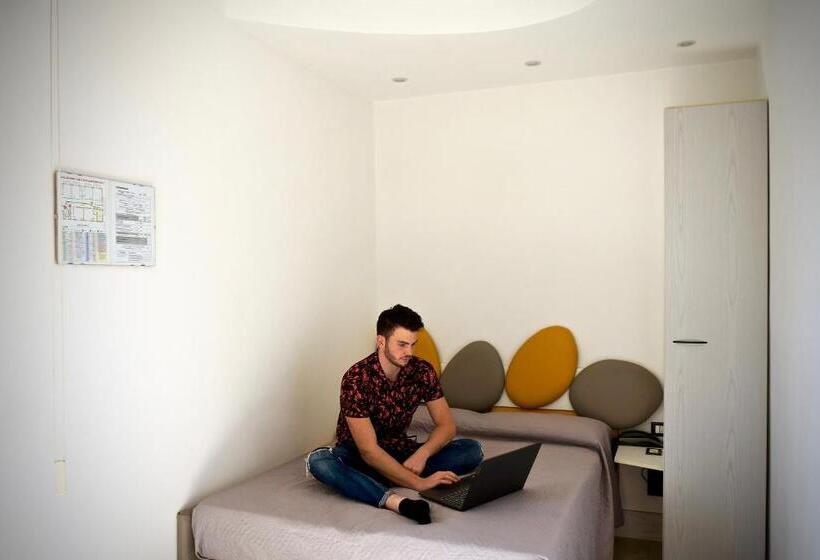 带双人床的经济房间, Belvedere