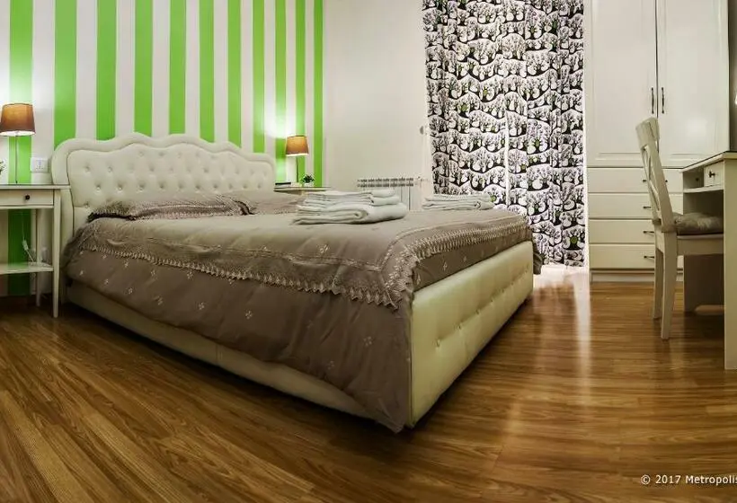 Pokój Standard, Metropolis B&b