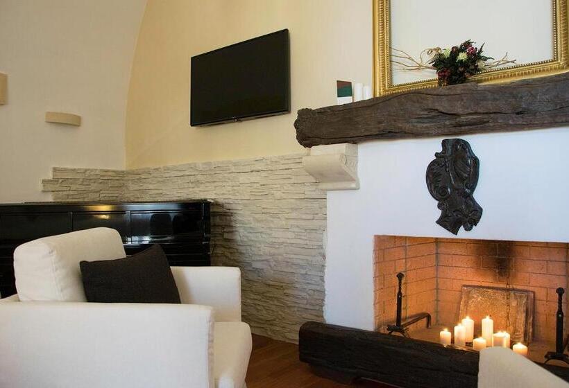 带阳台套房, Il Giardino Di Eleonora