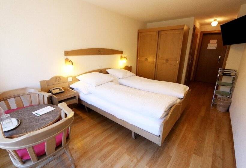 Chambre Standard avec Balcon, Artemis
