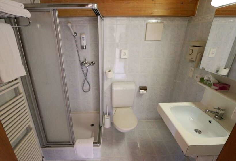 3 Bett Standardzimmer Balkon, Artemis