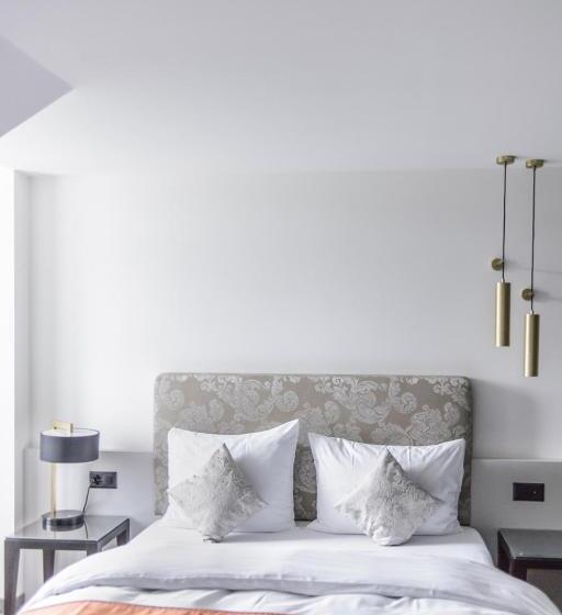 Номер Стандарт, Bad Schauenburg