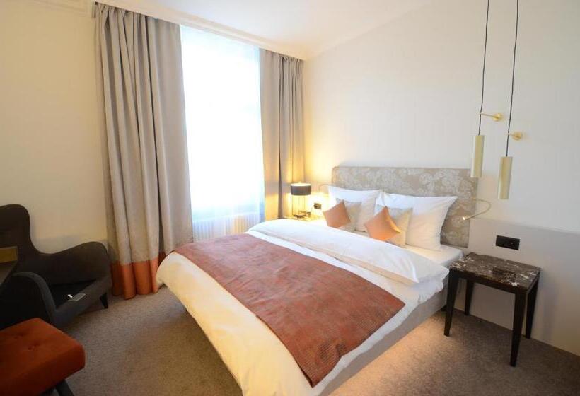 Номер Стандарт, Bad Schauenburg