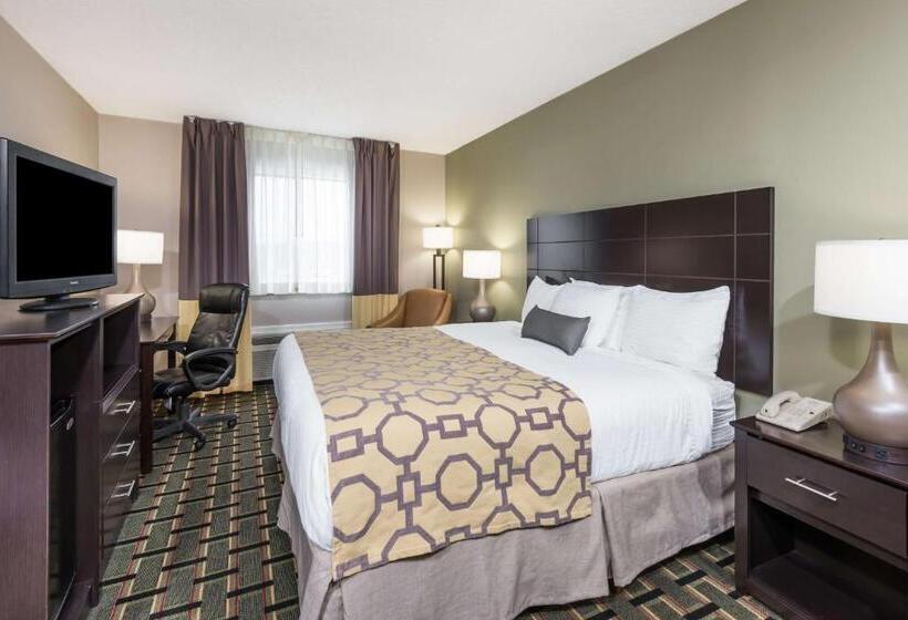 스탠다드 룸 킹사이즈 침대, Baymont By Wyndham Cambridge