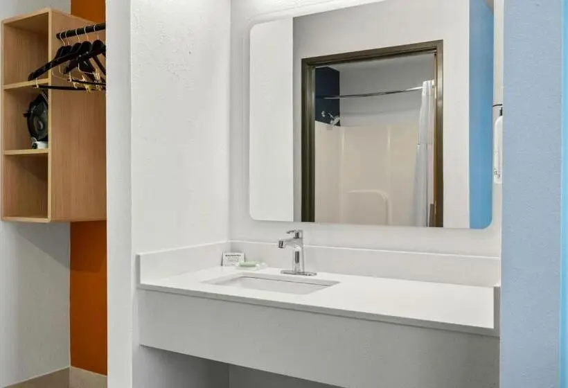 Standard-huone King-vuode, Baymont By Wyndham Freeport