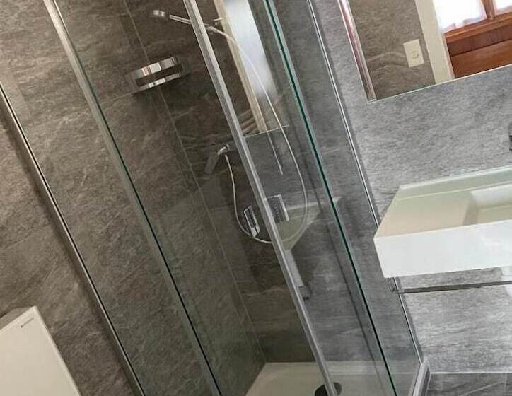 חדר סטנדרט יחיד, Casino