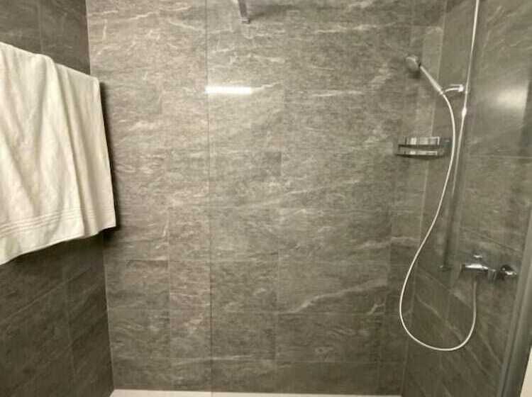 חדר סטנדרט, Casino