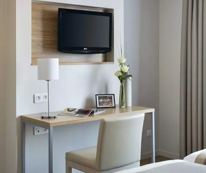 スタンダードスタジオ, Citadines Prado Chanot Marseille