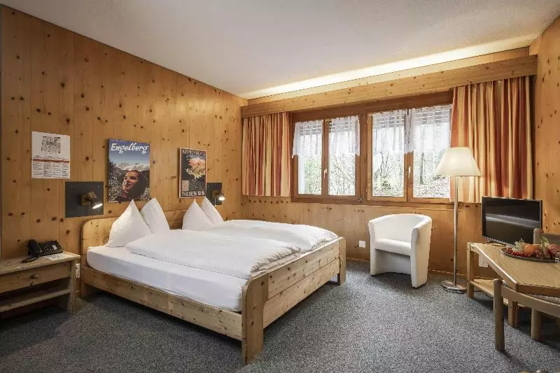 スイート, Days Inn & Suites By Wyndham San Antonio North/stone Oak