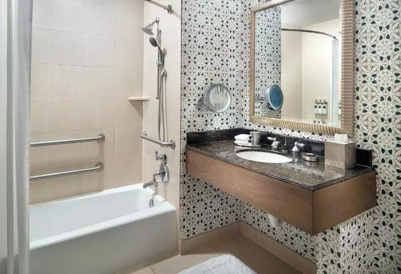 Deluxe-huone King-vuode, Omni Orlando Resort At Championsgate