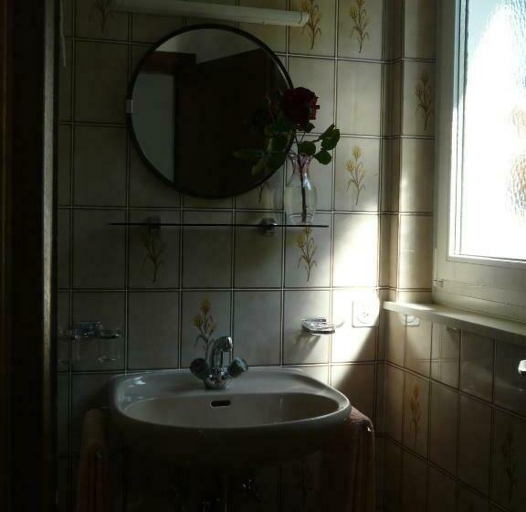 חדר סטנדרטי לחמישה אנשים, Osteria Garni Americana