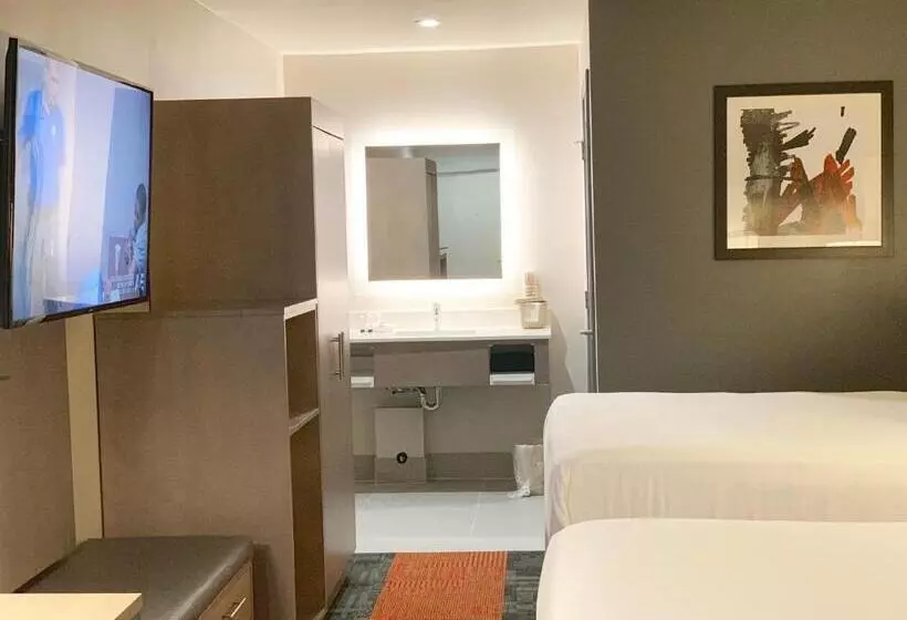 اتاق استاندارد, Pacific Motor Inn