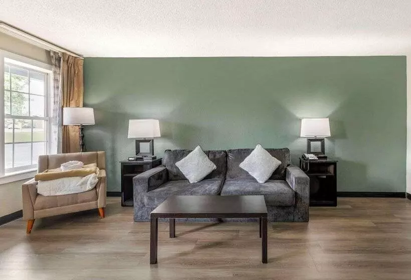 スイート, Quality Inn & Suites