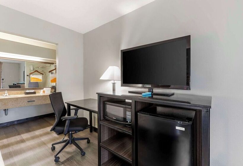 סוויטה, Quality Inn & Suites