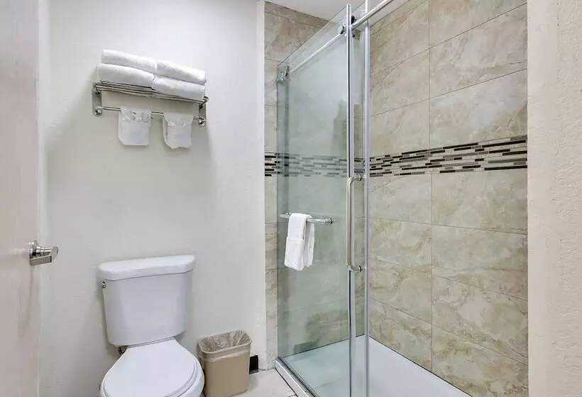 سوییت, Quality Suites Albuquerque Airport