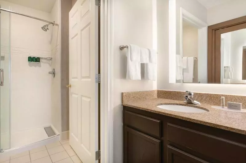 キングサイドベッドのスタンダードワンルーム, Residence Inn By Marriott Buffalo Galleria Mall