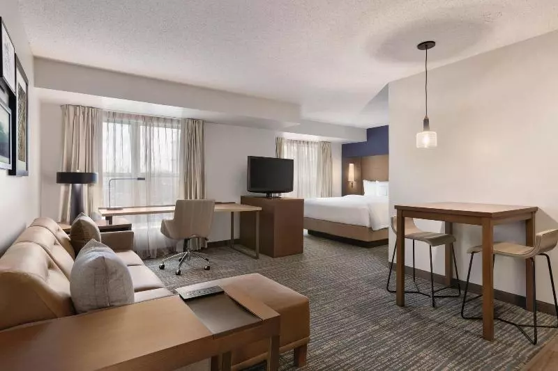 キングサイドベッドのスタンダードワンルーム, Residence Inn By Marriott Buffalo Galleria Mall