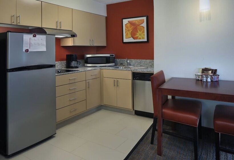Люкс 2 Спальни, Residence Inn Mystic Groton