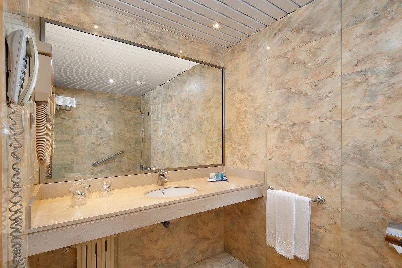 מיטת קינג בסוויטה, Sonesta Es Suites Atlanta  Perimeter Center