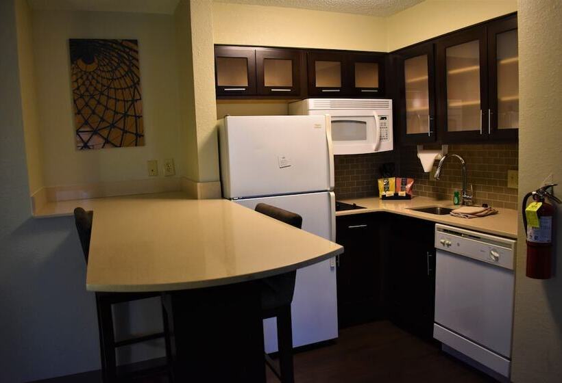 스위트, Staybridge Suites Cranbury   South Brunswick, An Ihg