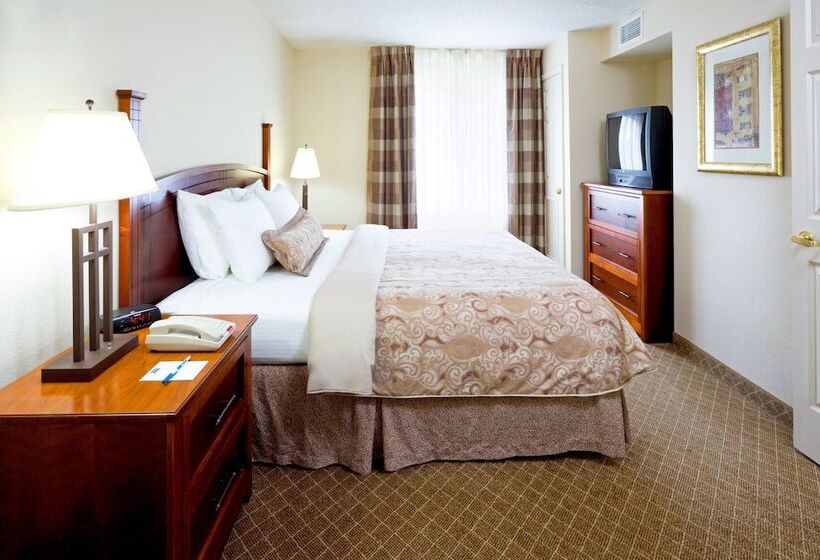 身障者適用スイートルーム, Staybridge Suites Cranbury   South Brunswick, An Ihg