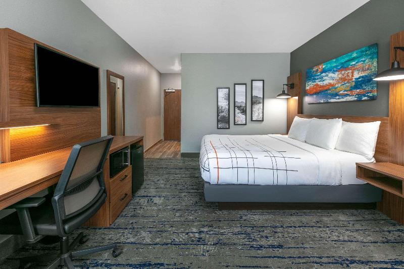 جناح, Staybridge Suites Peoria Downtown, An Ihg