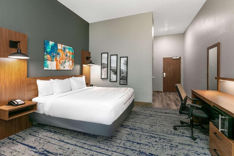 جناح, Staybridge Suites Peoria Downtown, An Ihg