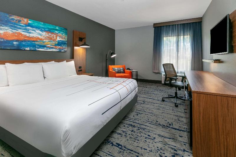 סוויטה, Staybridge Suites Peoria Downtown, An Ihg