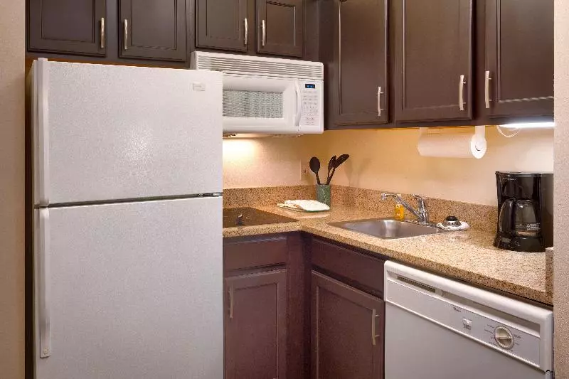 اتاق استاندارد, Staybridge Suites Peoria Downtown, An Ihg