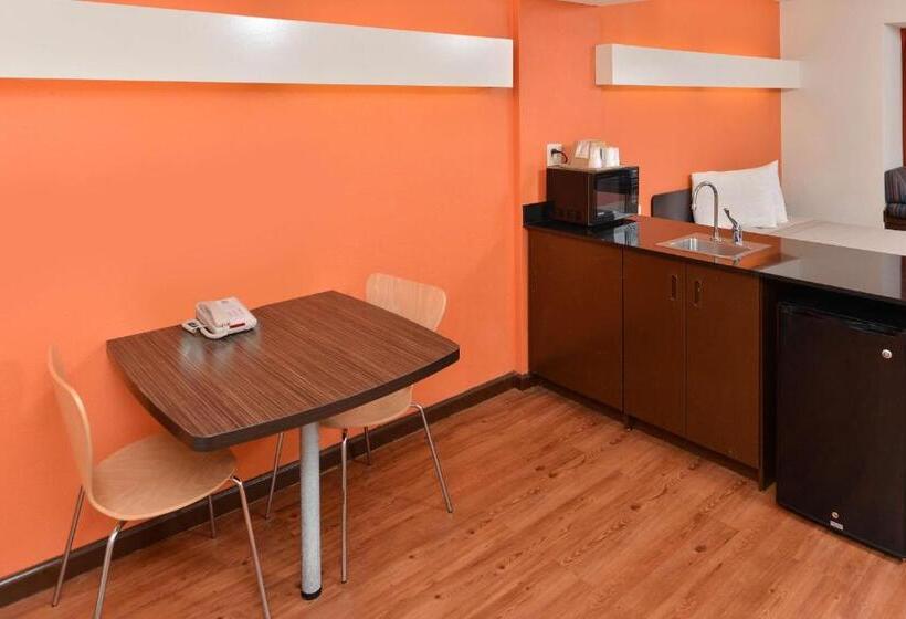 带大床的标准间, Motel 6 Richburg, Sc