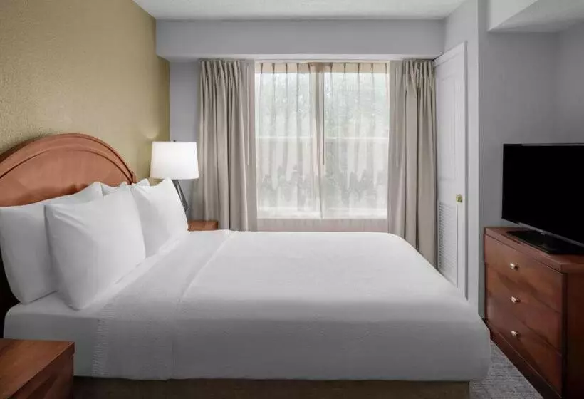 スイート, Residence Inn Long Island Holtsville