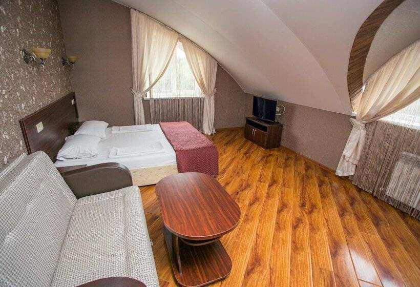 패밀리 룸, Alta Vista