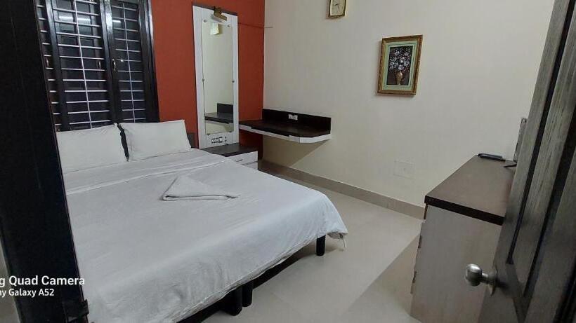 غرفة قياسية, Jk Residency