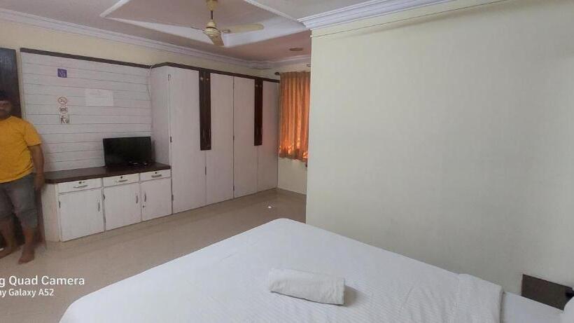 غرفة قياسية, Jk Residency