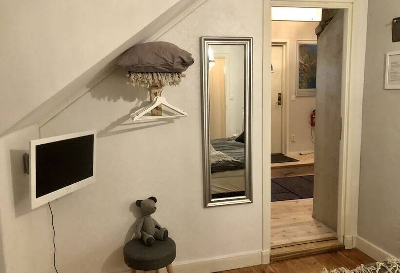 带双人床的经典房间, Pensionat Kanalvillan