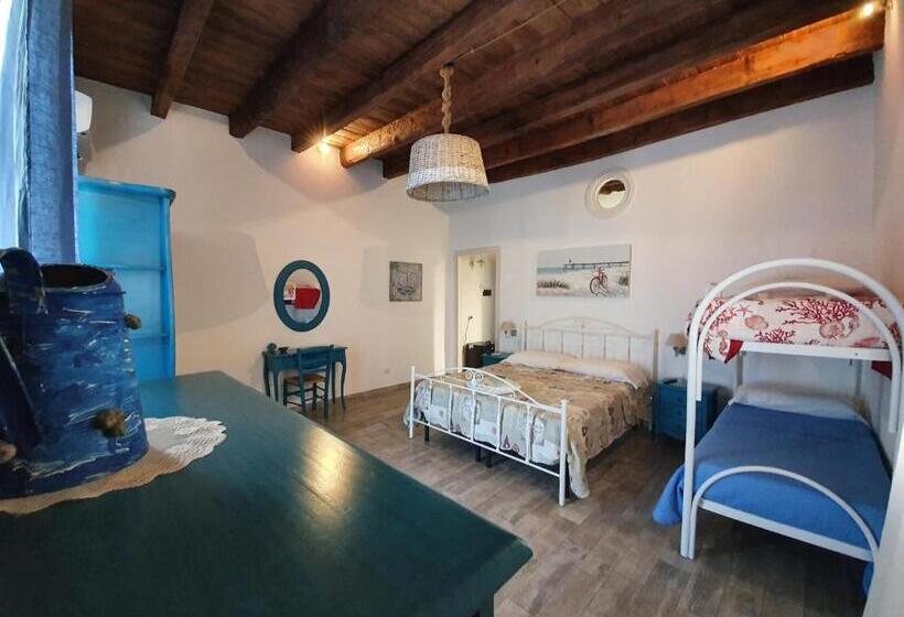 Четырехместный Номер Стандарт Вид на Море, B&b La Terrazza Di Nonnanna