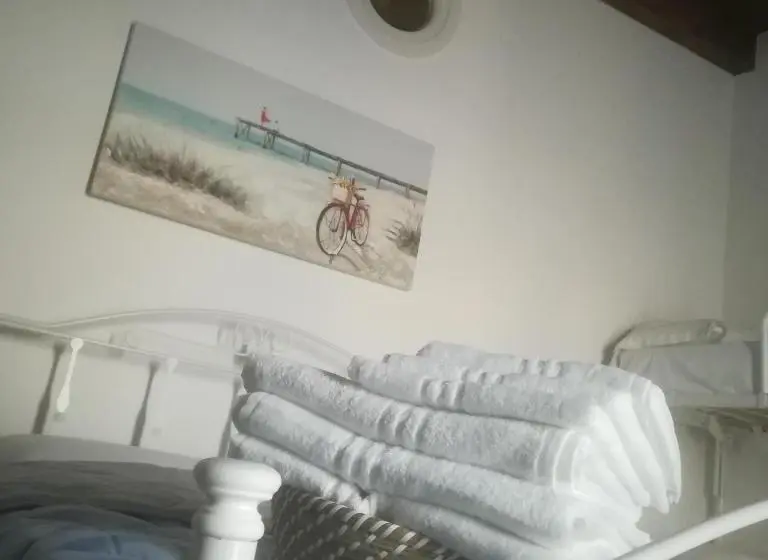 Standard Neljän Hengen Huone Merinäkymä, B&b La Terrazza Di Nonnanna