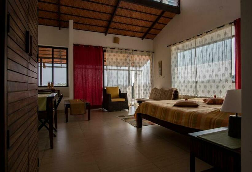 غرفة قياسية, Dhole's Den Bandipur