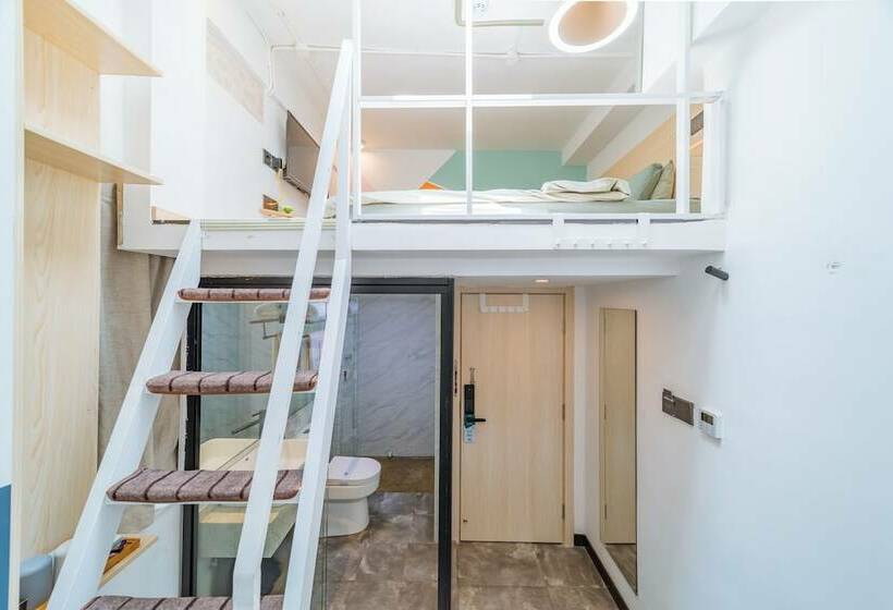 Номер Комфорт, Young Inn