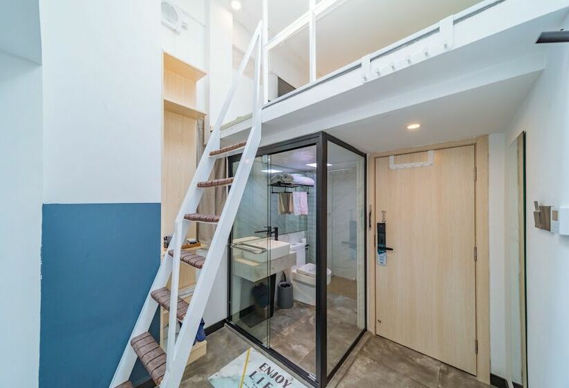 Номер Комфорт, Young Inn