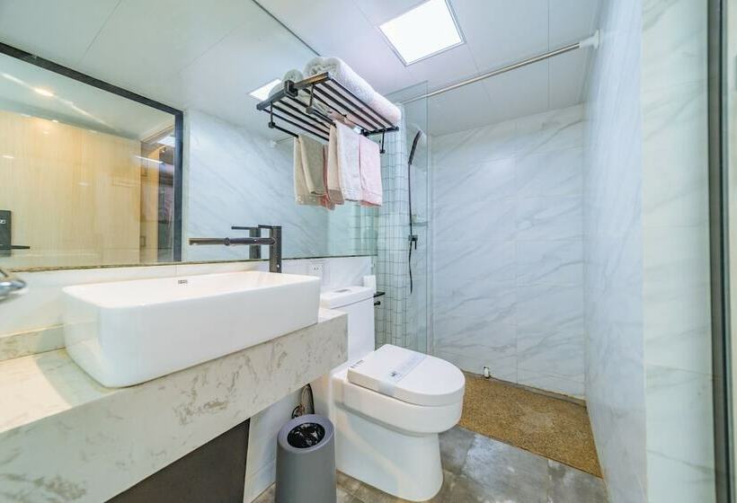 Номер Комфорт, Young Inn