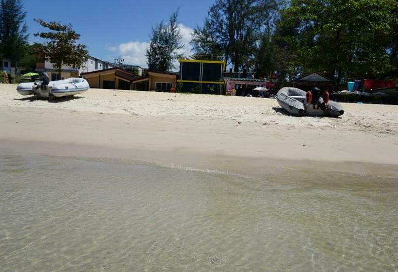 이코노미 룸, Tt Naiyang Beach Phuket
