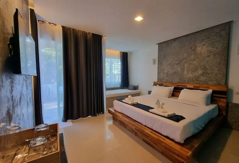 スーペリアールーム, Tt Naiyang Beach Phuket