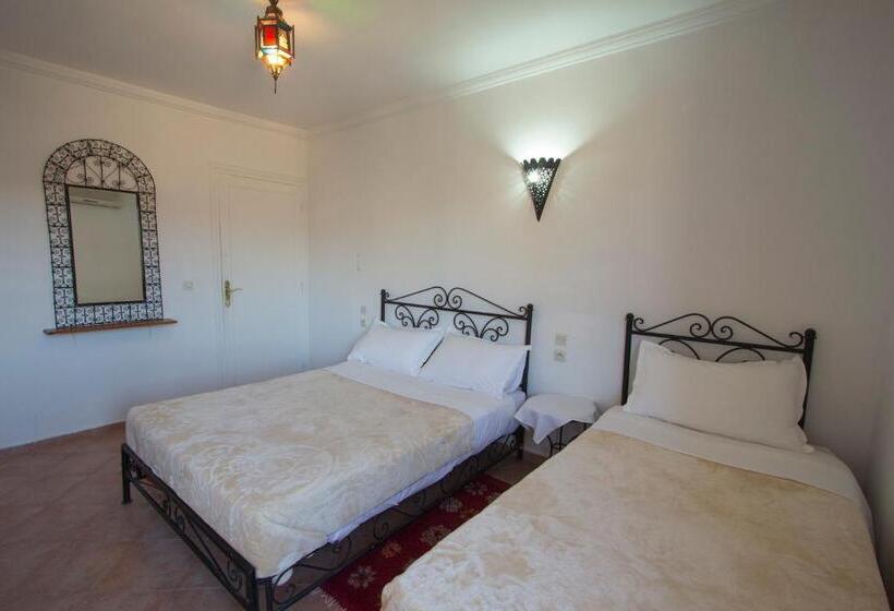 디럭스 트리플 룸, Kasbah Didis