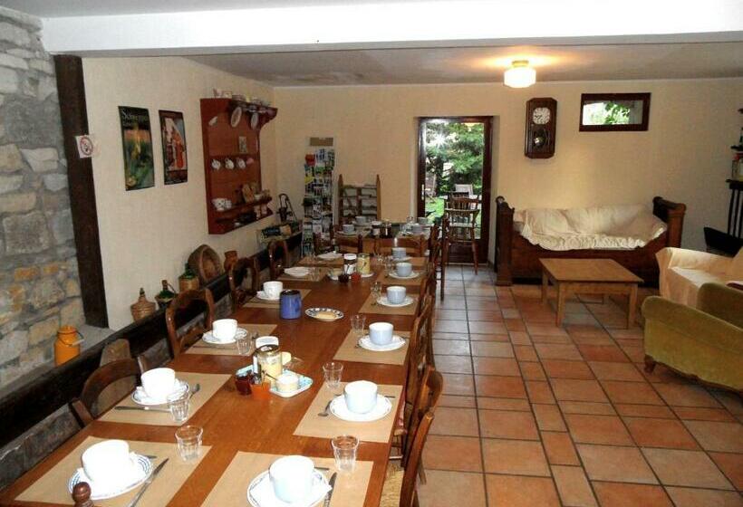 Номер Стандарт, Chambres D Hôtes Domaine Du Bourg