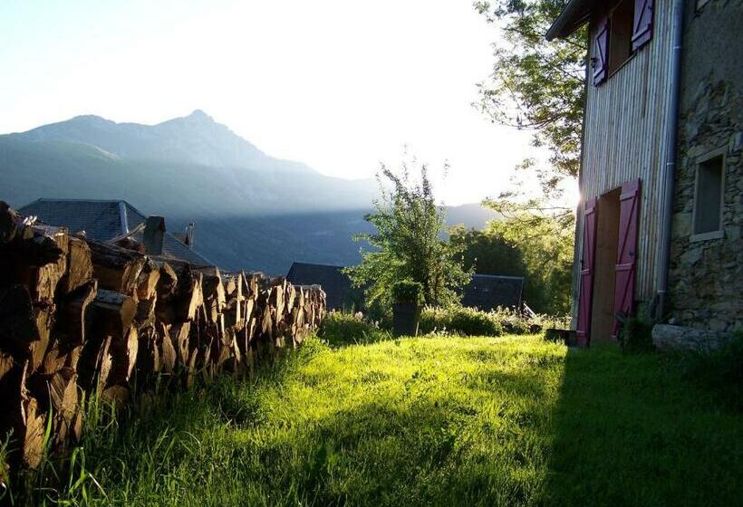 Номер Стандарт Вид на Горы, Le Baluchon