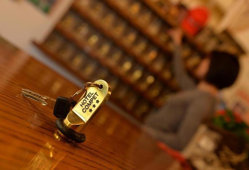 חדר אקונומי, Compet